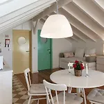 Casa D'arriba Bed & Breakfast Atouguia Da Baleia