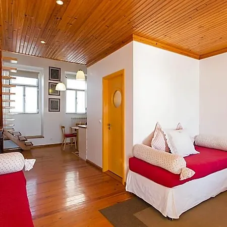Bed & Breakfast Casa D'arriba Atouguia Da Baleia