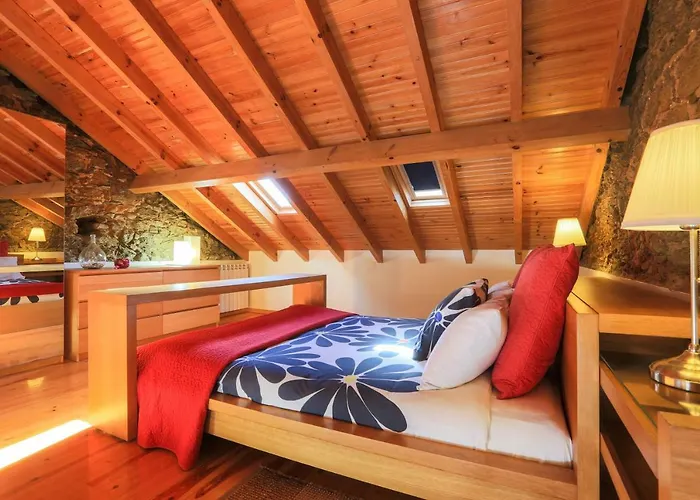 Casa D'arriba Bed & Breakfast Atouguia Da Baleia